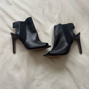 Vince Camuto heels